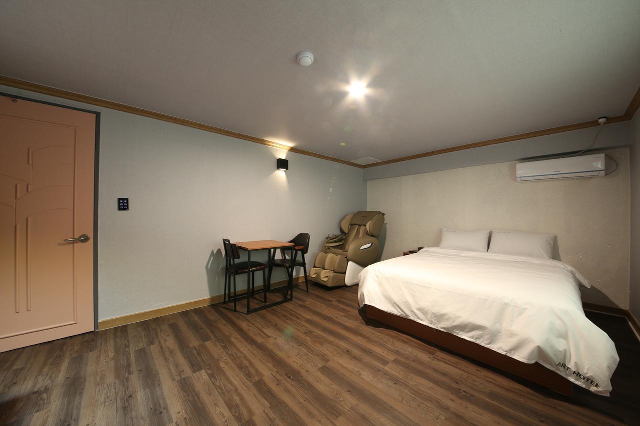 Art Hotel Gumi Ngoại thất bức ảnh