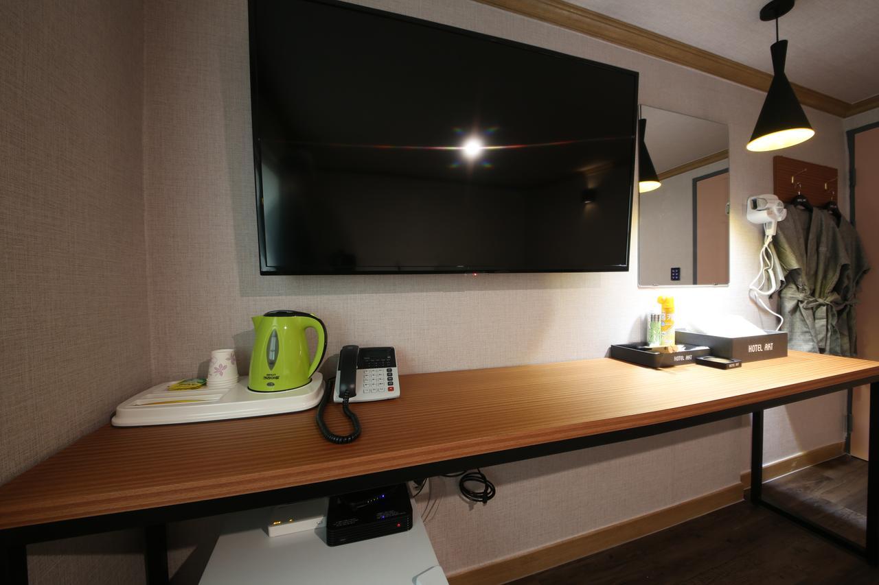 Art Hotel Gumi Ngoại thất bức ảnh