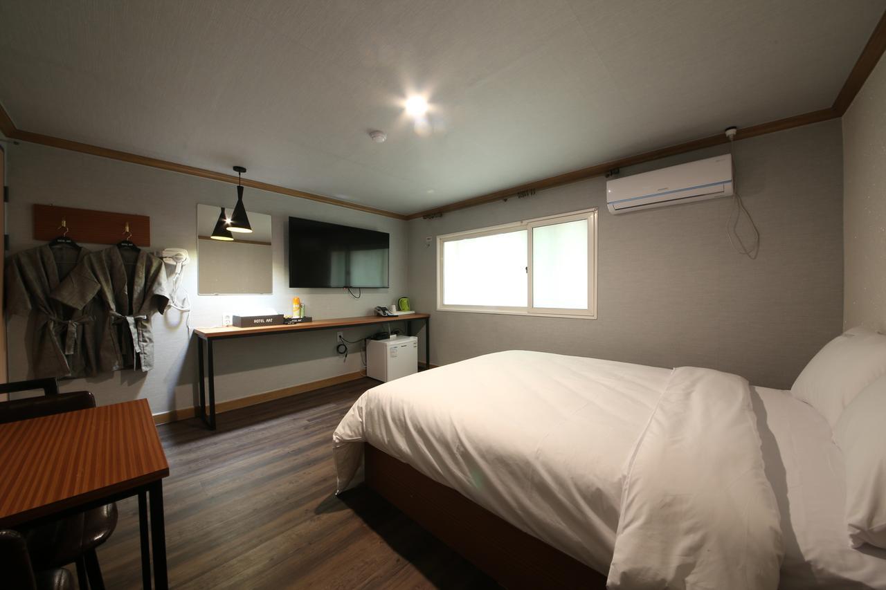 Art Hotel Gumi Ngoại thất bức ảnh