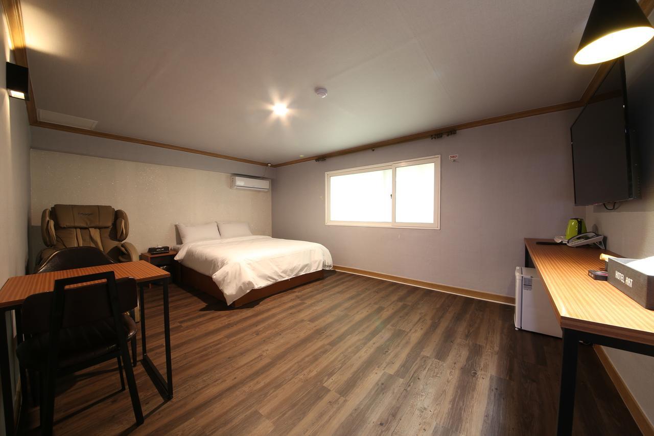 Art Hotel Gumi Ngoại thất bức ảnh